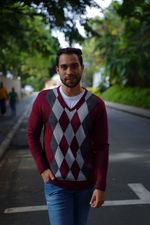 Sueter-Cuello-V-Hombre