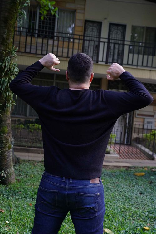 Suéter Plus Cuello V Hombre