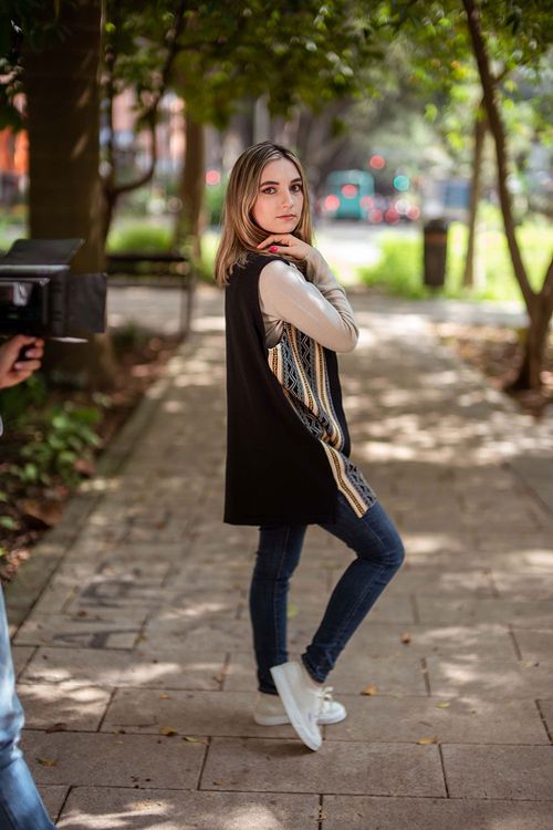Suéter Cuello V Mujer
