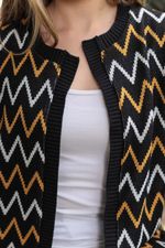 Sueter-Cuello-Redondo-Abierto-Mujer