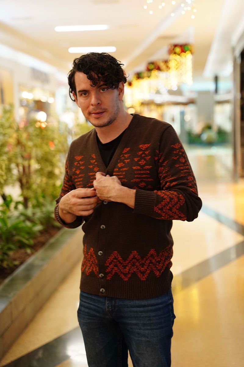 Cardigan-Dibujado-Hombre