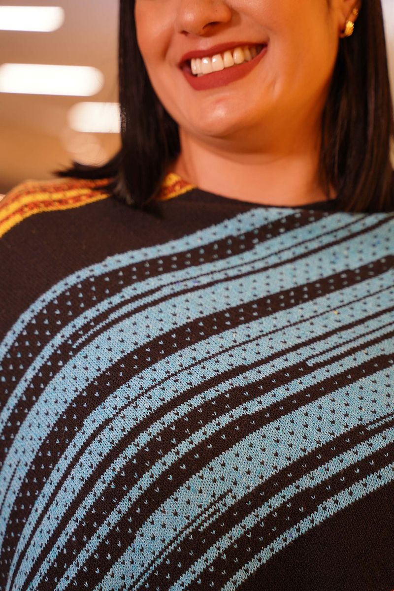 Campana-Cuello-Redondo-Mujer