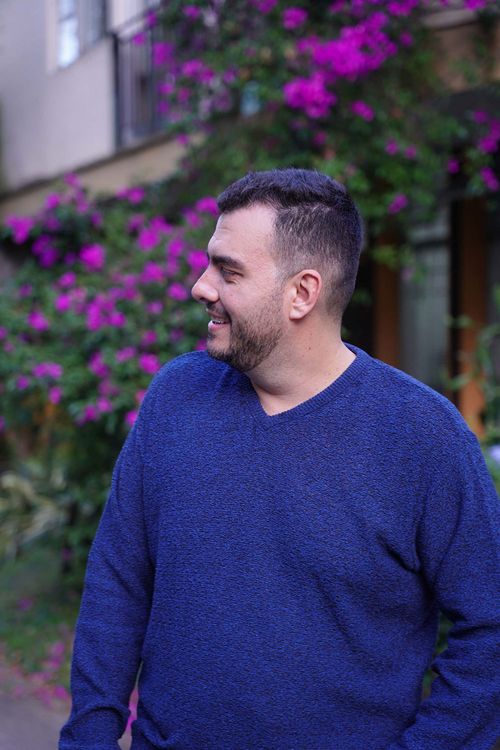 Suéter Cuello V Plus Hombre