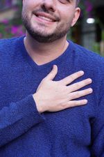 Sueter-Cuello-V-Plus-Hombre