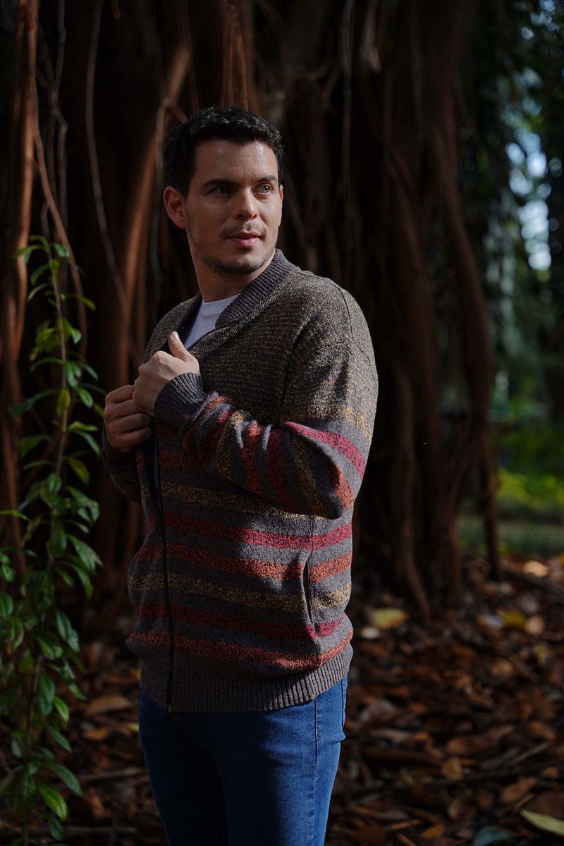 Sueter-Cuello-Alto-Hombre