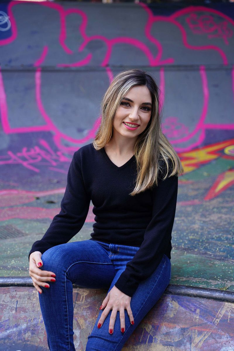Sueter-Cuello-V-Mujer