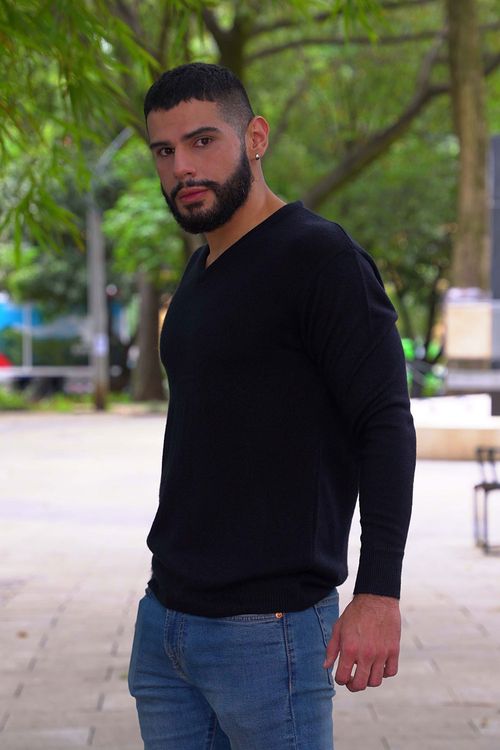 Suéter Cuello V Hombre
