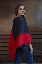 Capa-Cuello-Redondo-Mujer