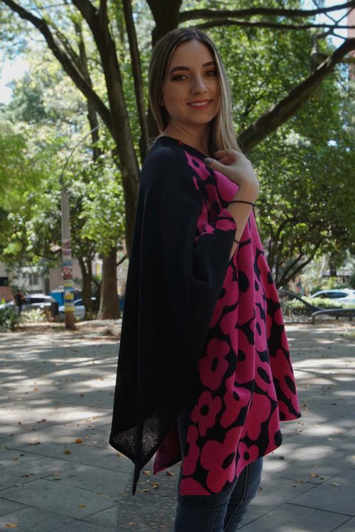 Capa Floreada Mujer