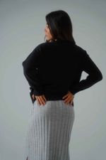Sueter-botones-dibujado-mujer
