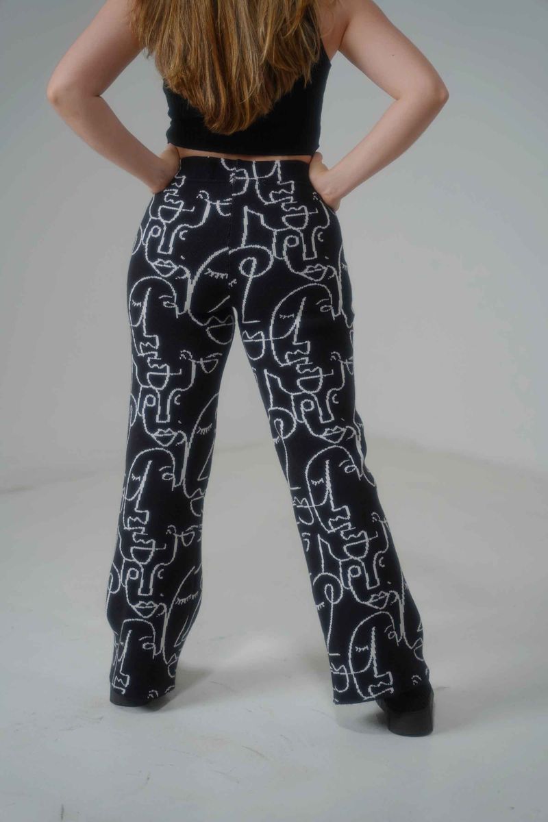 pantalon-recto-dibujado-mujer