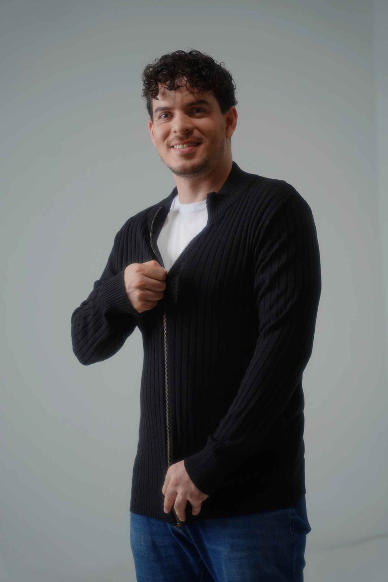cardigan-cierre-bolsillos-hombre