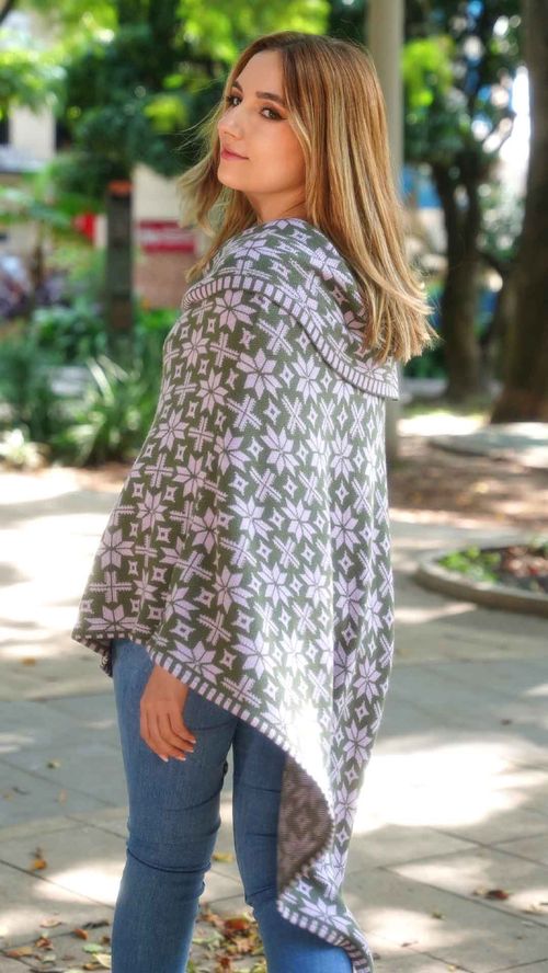 Capa Cuello Drapeado Mujer